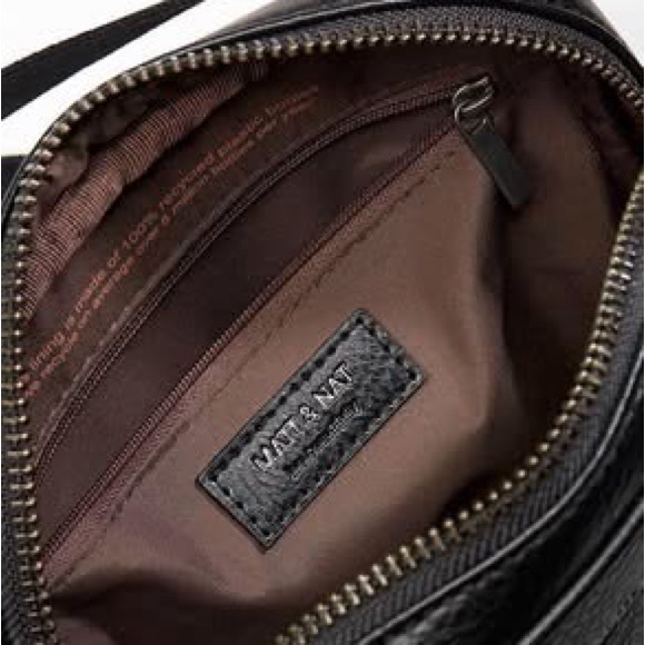 Matt and nat COEN MINI SMALL VEGAN CROSSBODY BAG MEN - Picture 3 of 5